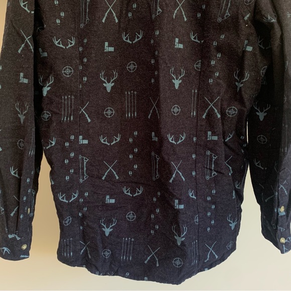 • [Legendary Whitetails] Thick Flannel • - Picture 10 of 16